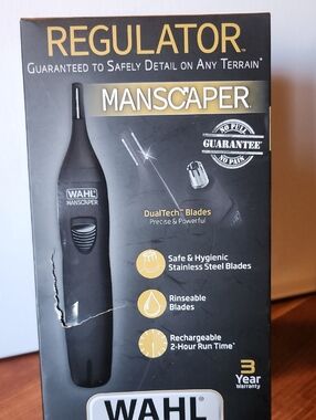 Wahl Manscaper Trimmer in Black with Gold Accents